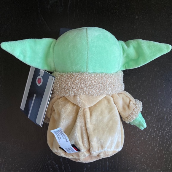Mandalorian The Child Plush Toy 8" - Picture 4 of 4